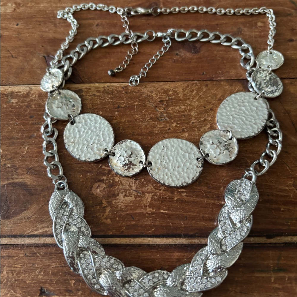 Lot of 2 Choker Neckchains